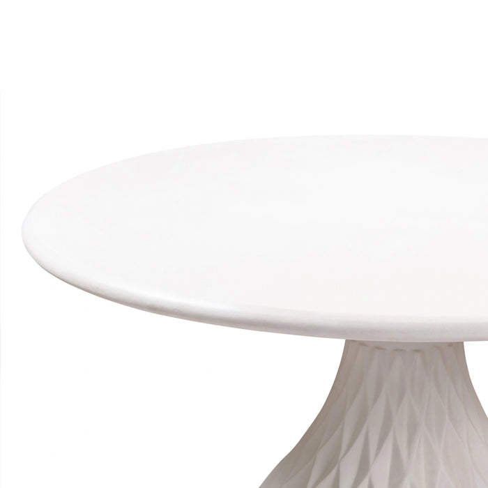 Tulum 47" Ivory Concrete Indoor / OutdoorRound Dining Table