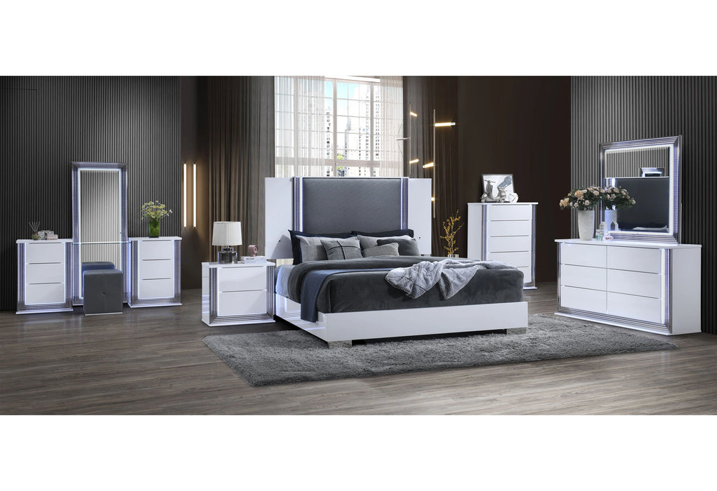 Ylime Smooth White Bed, Dresser, Mirror, Nightstand